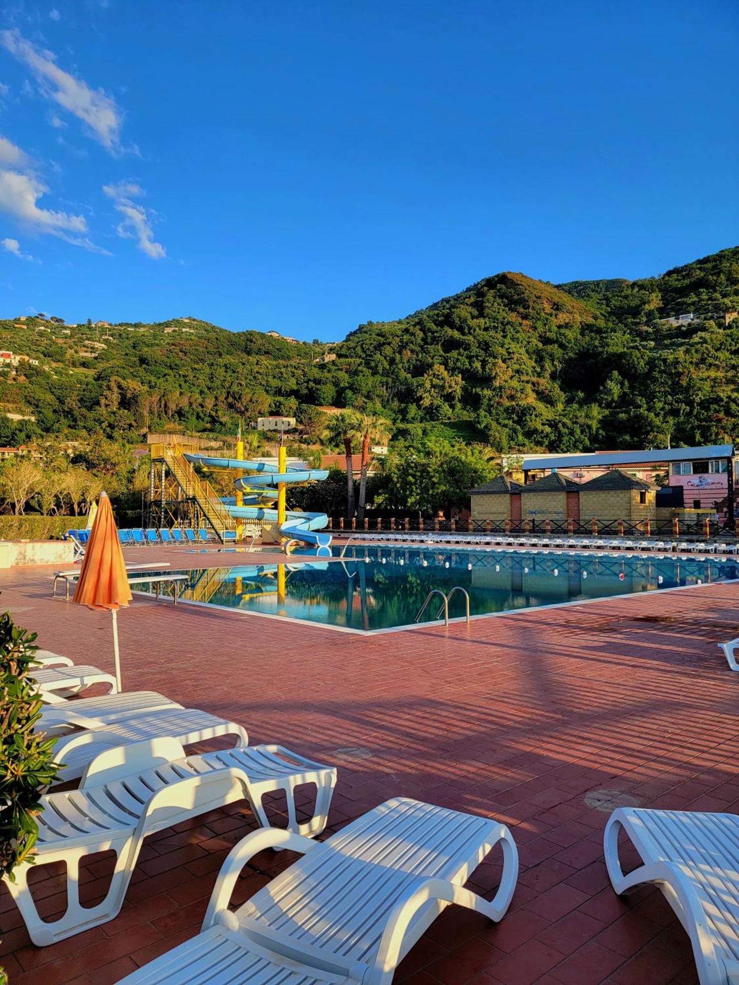 Villaggio Hotel Club Calanovellamare Piraino Exteriér fotografie
