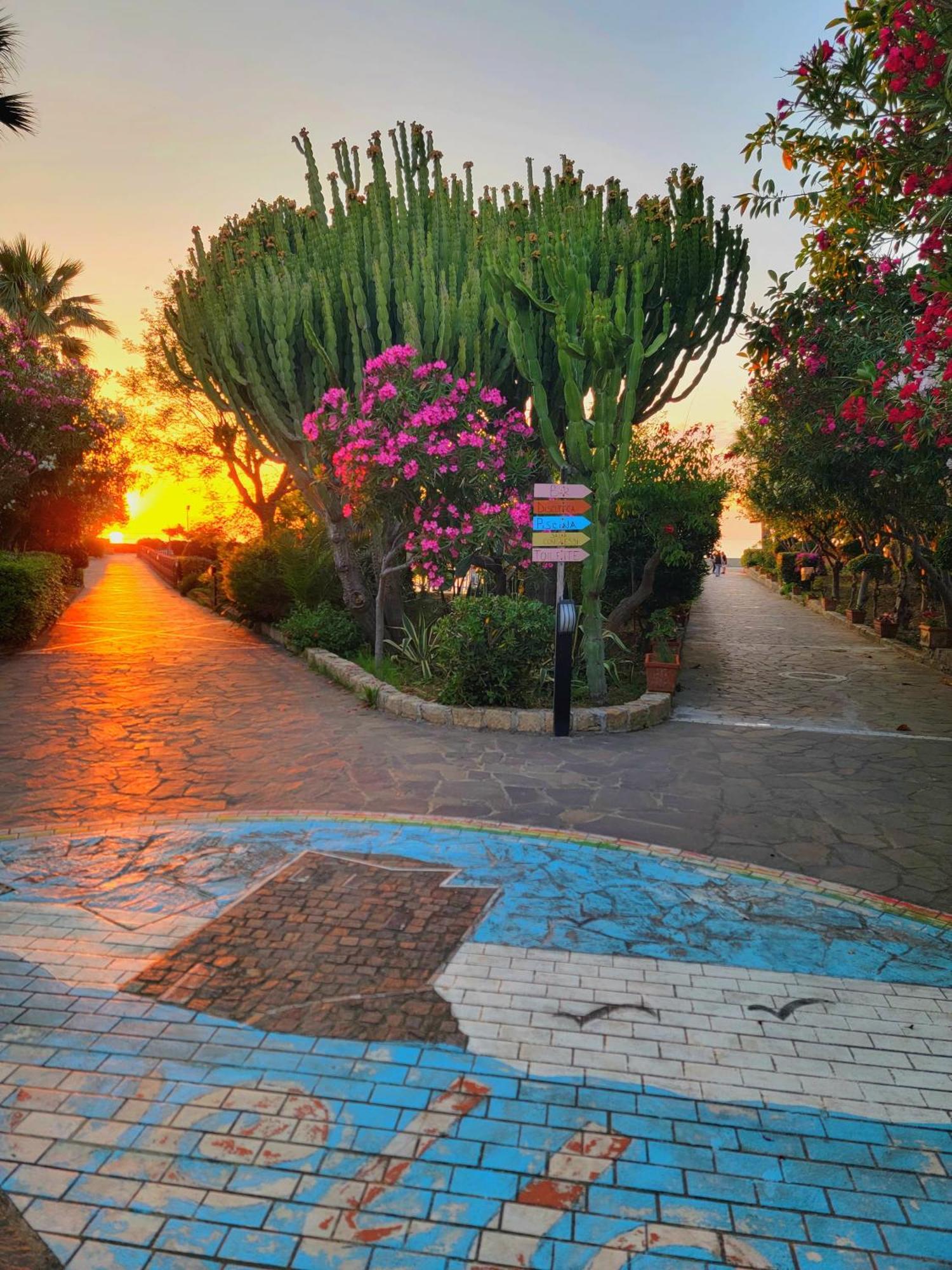 Villaggio Hotel Club Calanovellamare Piraino Exteriér fotografie