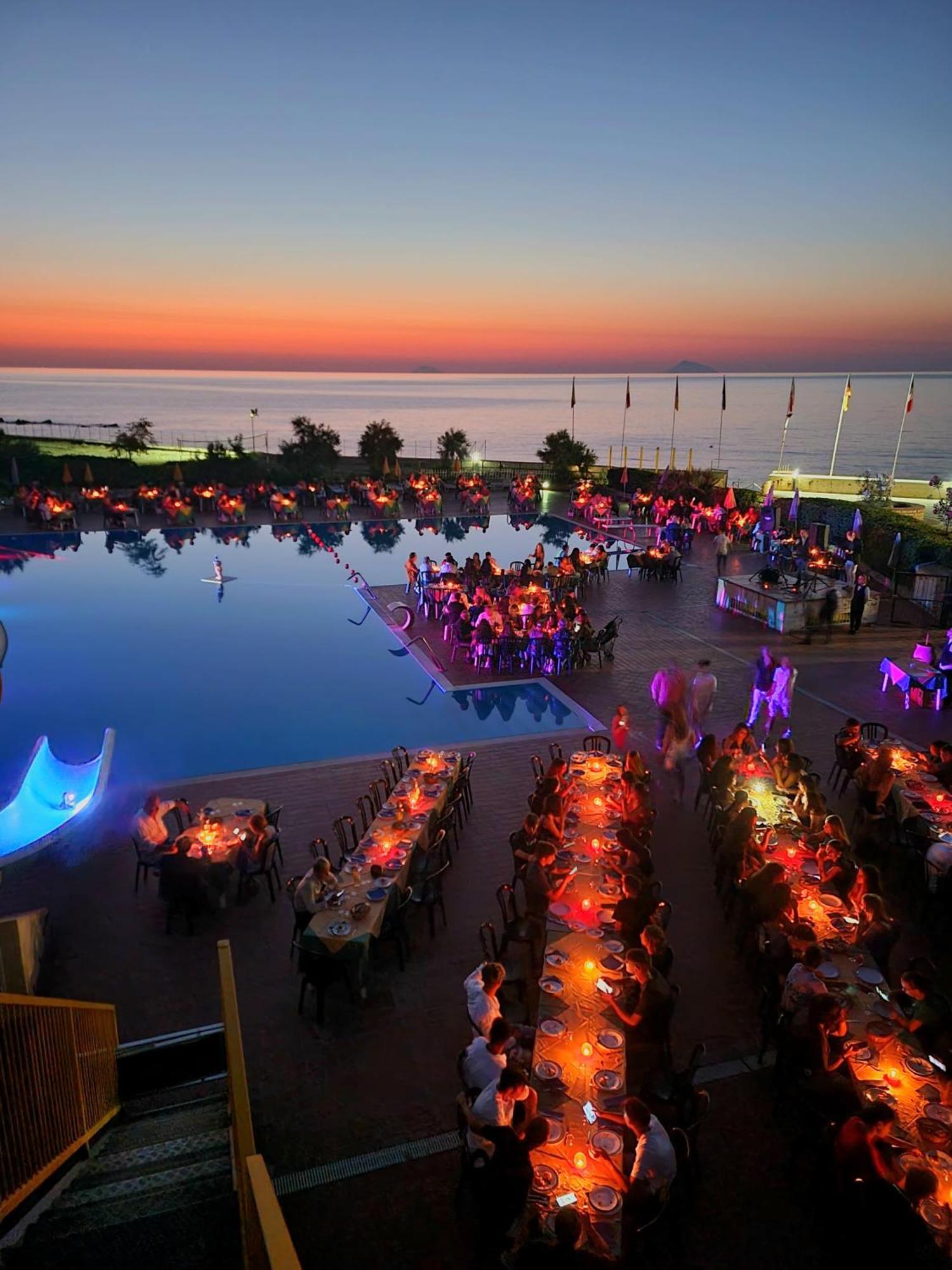 Villaggio Hotel Club Calanovellamare Piraino Exteriér fotografie